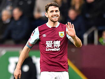Robbie Brady earns extra year...